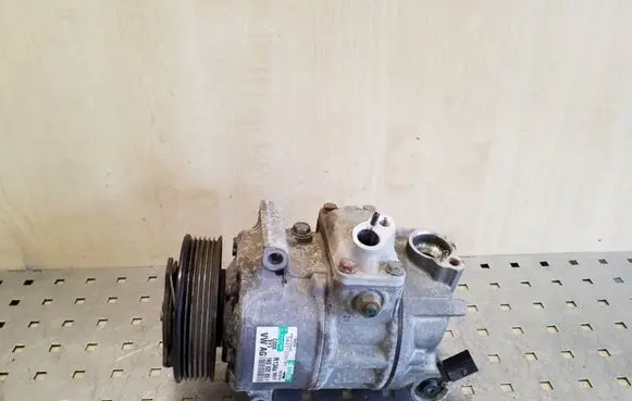Volkswagen PASSAT B6 Air conditioning (A/C) compressor (pump) 1K0820859F