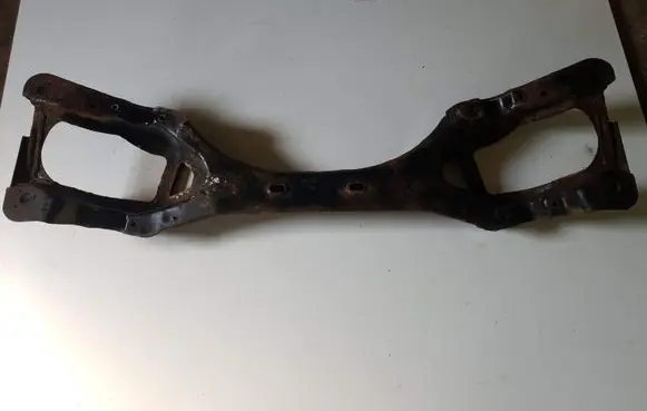 Volkswagen Touareg I Rear subframe 7L0512369B