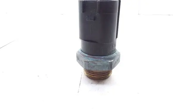 Coolant temperature sensor