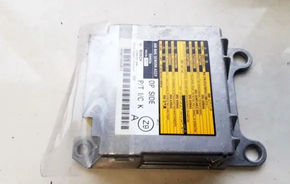 Lexus IS 220D-250-350 Airbag control unit/module 8917053110 89170-53110