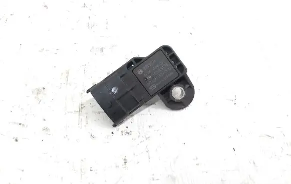 Opel Insignia A Air pressure sensor 55568175 0281006077