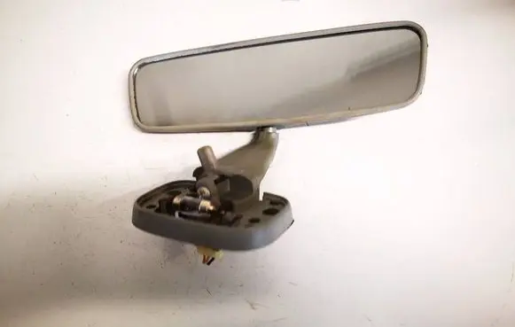 Rear view mirror (interior)