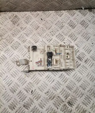 Toyota RAV 4 (XA20) Fuse module