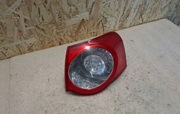 Volkswagen PASSAT B6 Rear/tail lights 