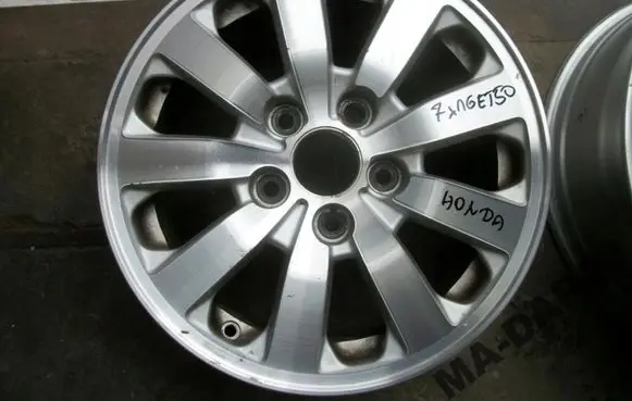 Honda CR-V R16 alloy rim 