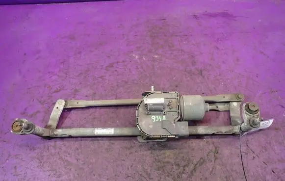 Skoda Octavia Mk2 (1Z) Front wiper linkage and motor 
