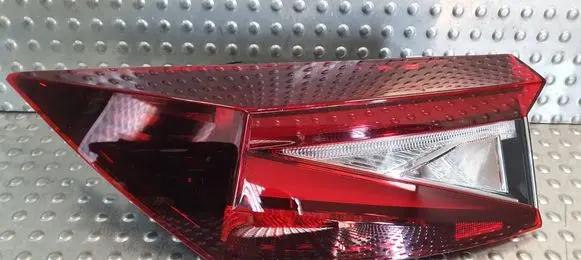 Skoda Enyaq iV Rear/tail lights 5LA945207