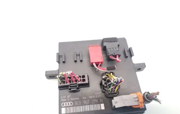 Audi A4 S4 B7 8E 8H Comfort/convenience module 8E0907279N