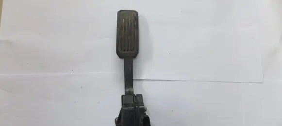 Toyota Land Cruiser (J200) Accelerator throttle pedal TOYOTA7811060020 7811060020