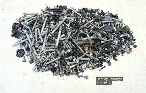 Bentley Bentayga Nuts/bolts 