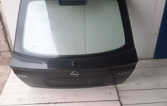 Opel Astra F Tailgate/trunk/boot lid