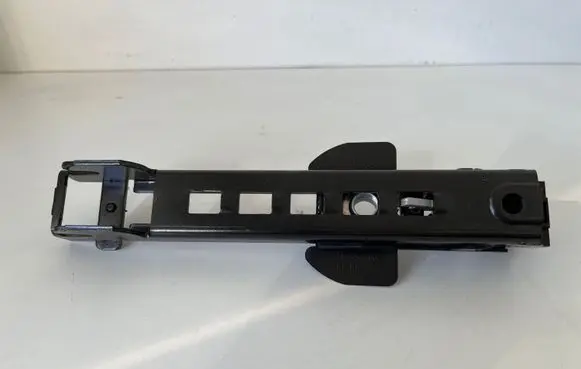 Audi Q5 SQ5 Seat belt adjustment motor 8E0857833