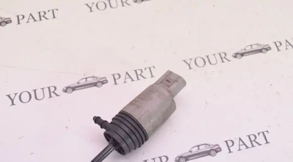 BMW 5 E60 E61 Windscreen/windshield washer pump 6934159