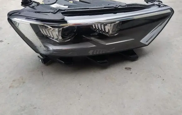 Volkswagen T-Roc Headlight/headlamp 2GA941036H