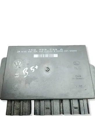 Volkswagen PASSAT B5.5 Comfort/convenience module 5DK00821300 1C0959799A