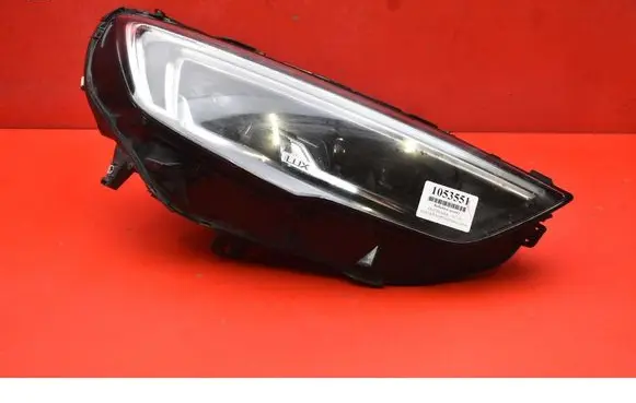 Opel Insignia A Headlight/headlamp 39122975