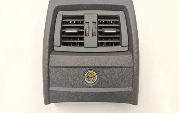 BMW 3 F30 F35 F31 Rear air vent grill 9207330 9218909