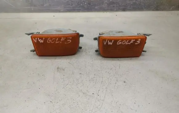 Volkswagen Golf III Front indicator light 1H0953155C 1H0953156C