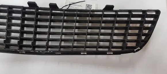 Opel Vectra C Front bumper lower grill 551004542 13182906