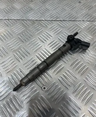 Audi Q7 4L Fuel injector 057130277AK
