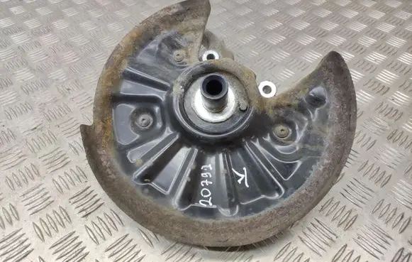 Volkswagen PASSAT B8 Rear wheel hub