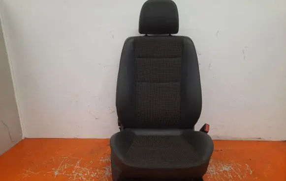 Opel Zafira B Front passenger seat 