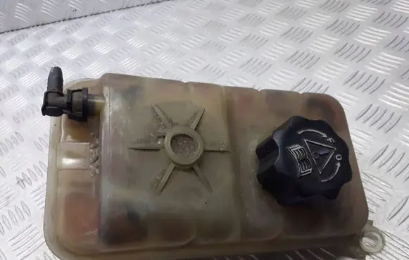 Citroen C5 Coolant expansion tank/reservoir 913A1