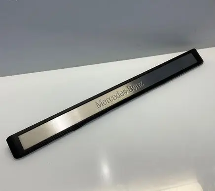 Mercedes-Benz E W211 Side skirt front trim 2116801335 A2116801335