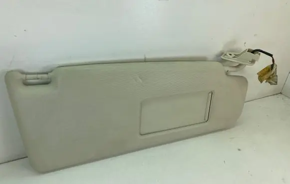 Volkswagen PASSAT CC Sun visor