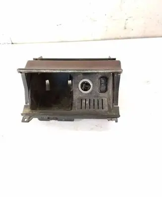 Ashtray (front)