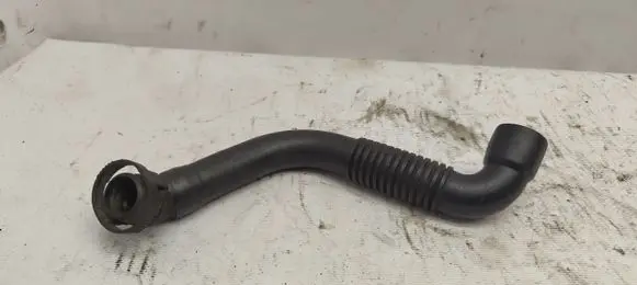Audi A4 S4 B7 8E 8H Breather/breather pipe/hose 03G103493Q