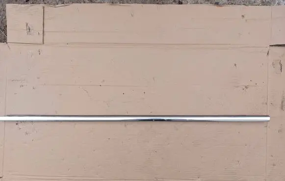 Volkswagen PASSAT B6 Front door glass trim molding 3C4837475B