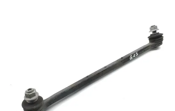Toyota Yaris XP210 Front anti-roll bar/stabilizer link 