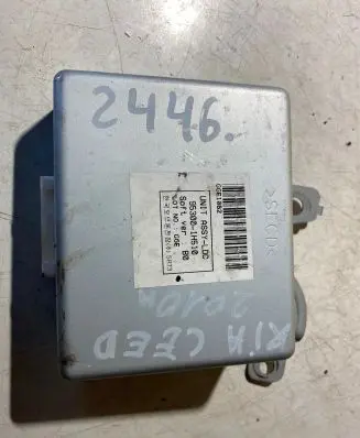 KIA Ceed Power steering control unit/module 953001H510 GGE1062