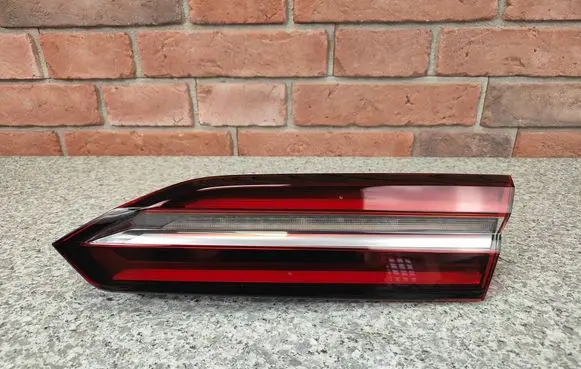 BMW i5 G60 Tailgate rear/tail lights 5A01AD2