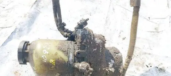 Opel Astra G Power steering pump 