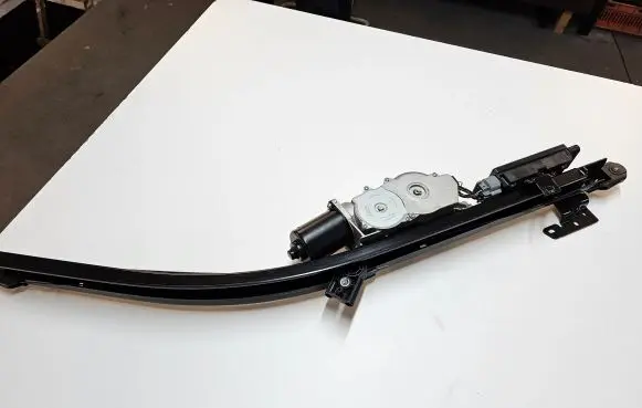 Chrysler Pacifica Sliding door motor assembly 68186016AFA 68186016AF PN5926736AA