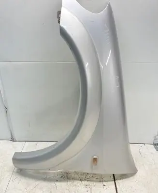 Mercedes-Benz ML W163 Fender