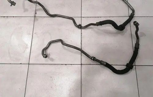 Mercedes-Benz S W221 Oil cooling pipe A2215004072