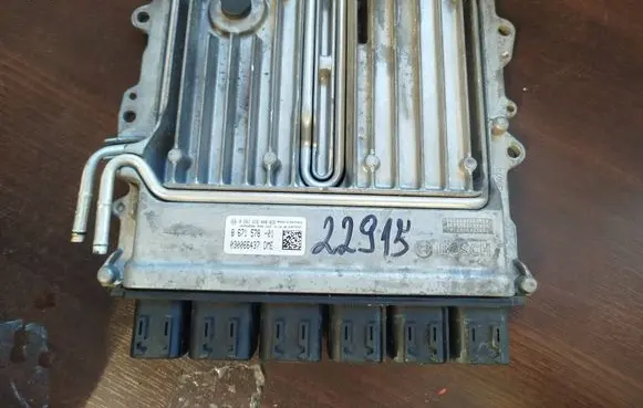BMW 7 G11 G12 Engine control unit/module 8671578 0261s16448
