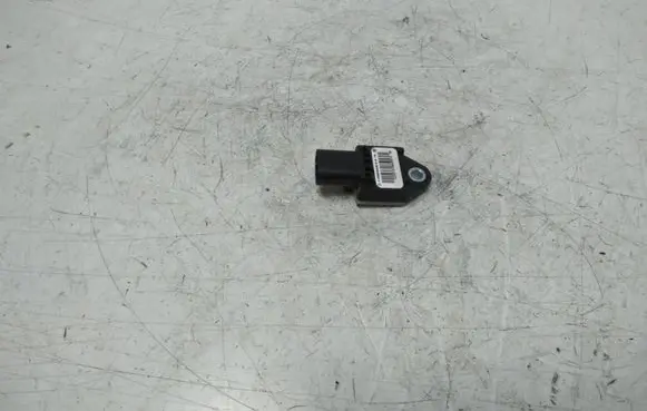 Mercedes-Benz B W245 Airbag deployment crash/impact sensor A1698202226 8202226