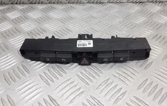 Opel Zafira B Other switches/knobs/shifts 13100110