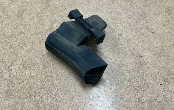 BMW 3 E46 Other engine bay part 22116753910 6753910