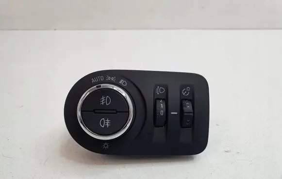 Opel Mokka B Central console control unit 9836300180