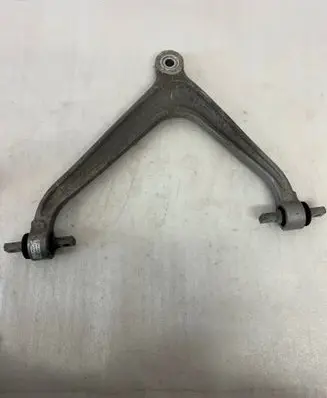 Rear upper control arm/wishbone