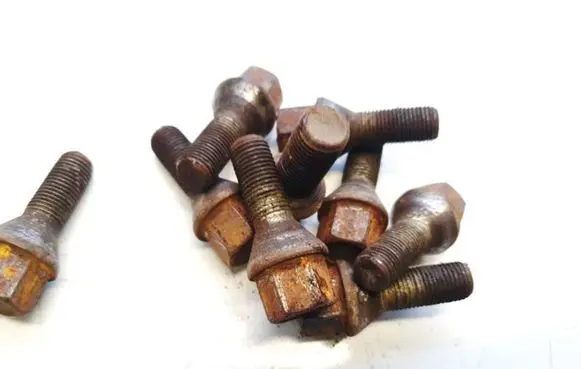 Citroen C4 I Nuts/bolts 