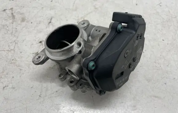 Audi A6 S6 C7 4G Engine shut-off valve 04L128063T