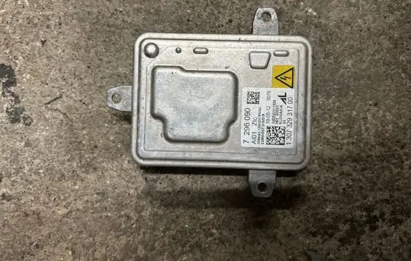 BMW 3 F30 F35 F31 Headlight ballast module Xenon 7296090 130732931700 10EEG111308