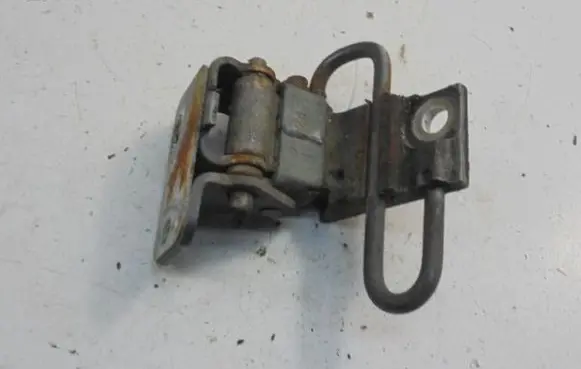 Volkswagen PASSAT B5.5 Front door hinge set 4B0831411B