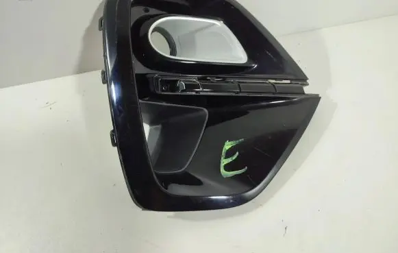KIA Sportage Front bumper lower grill 86526F1510 86528F1510